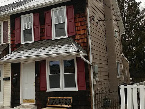 18 E Morgan St Photo 1