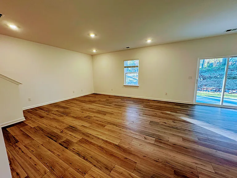 524 Madison Lakeview Dr — Photo 14