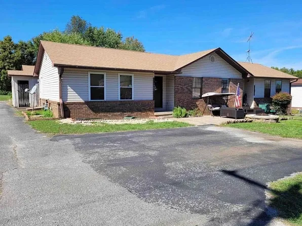 1961 Sandra St, Bowling Green, KY 42101