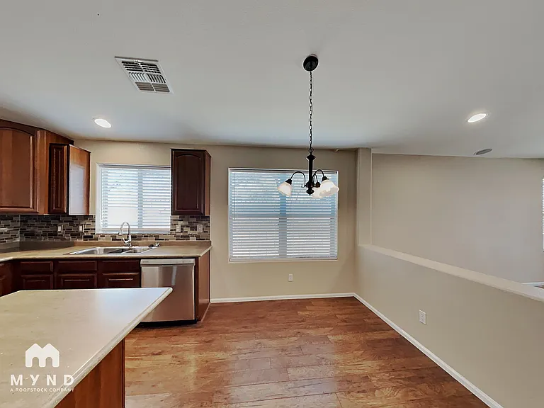 4265 E Bonanza Rd — Photo 18