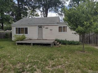 4154 Wenonah Ln, Waterford, MI 48328