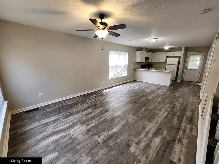 269 Wynn Way #C — Photo 6