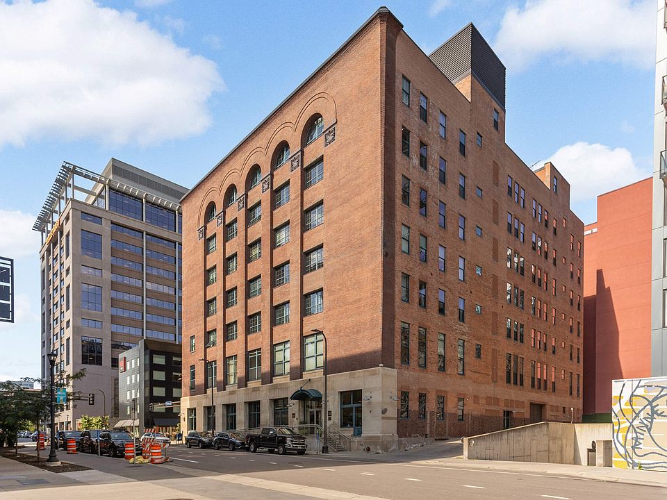 1st image of 250 Park Ave Unit 307
