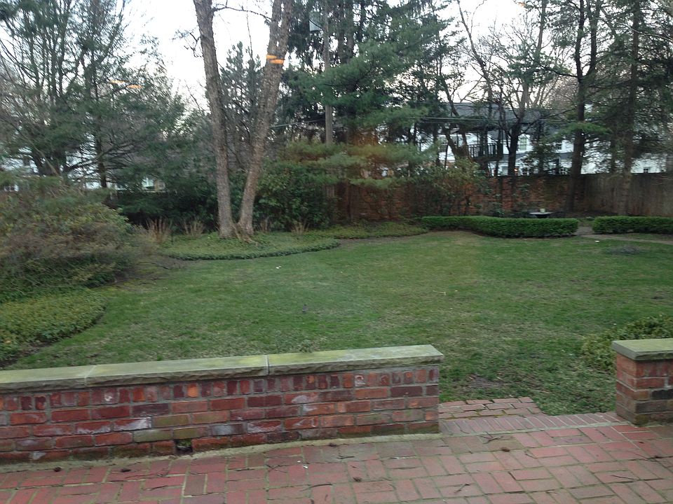 2nd image of 57 Cloverly Rd