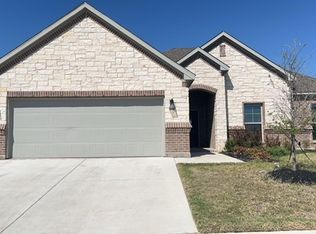 1910 Lake Tahoe Ln, Cleburne, TX 76033