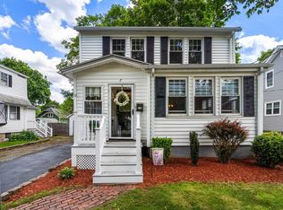 7 Coolidge Rd, Danvers, MA 01923
