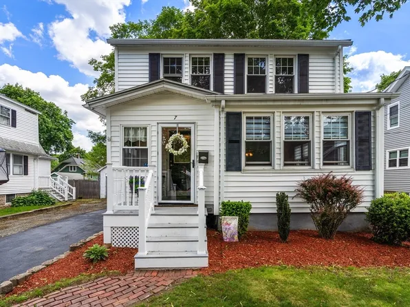 7 Coolidge Rd, Danvers, MA 01923