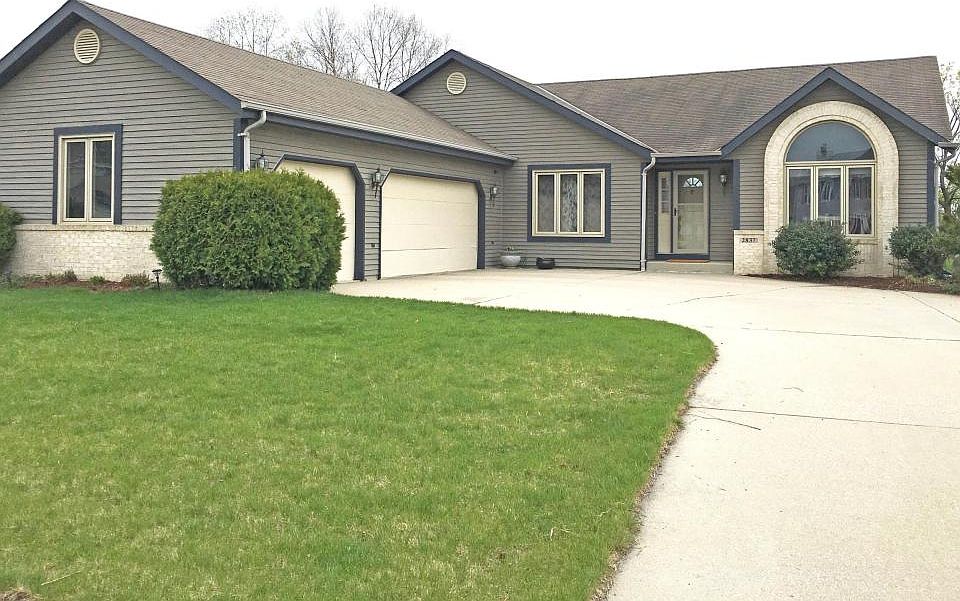 2837 Emslie Dr, Waukesha, WI 53188 | Zillow