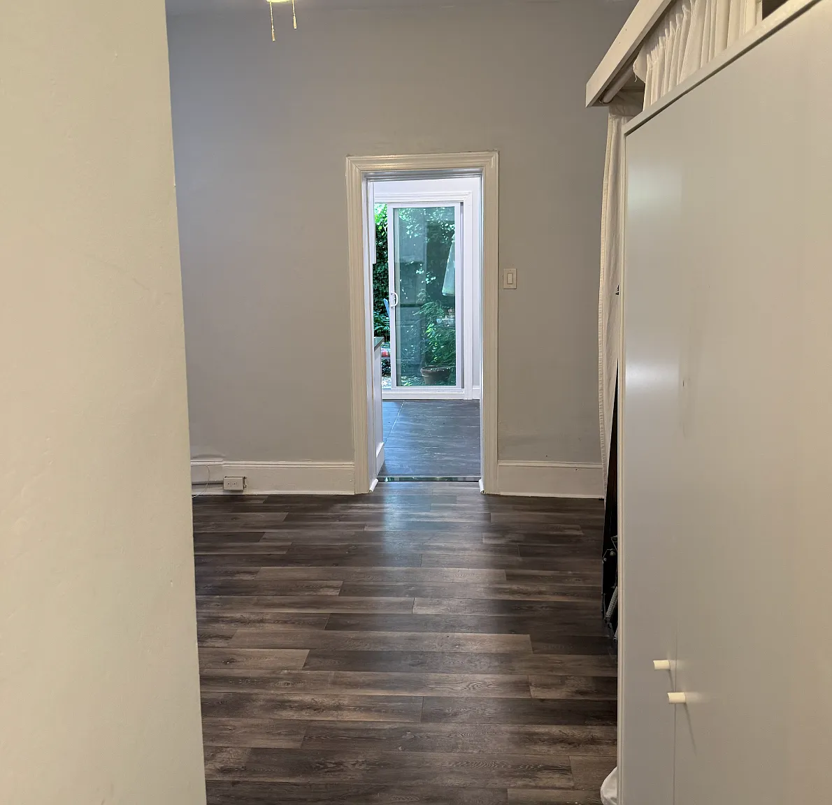 828 Corinthian Ave — Photo 3