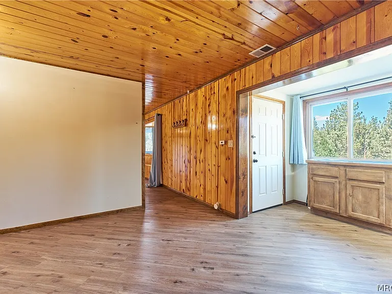 509 Wallace Ln — Photo 27