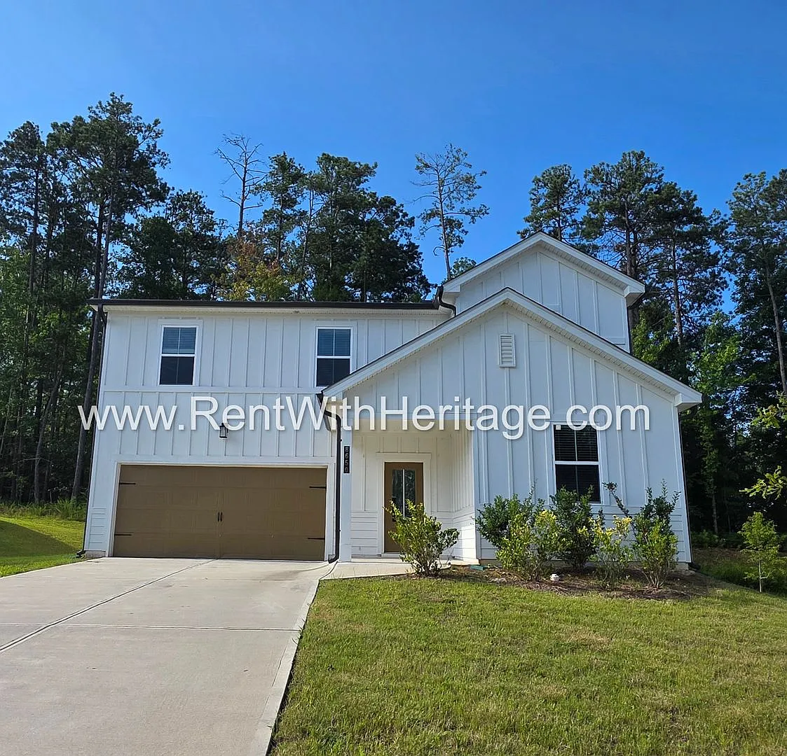 Gorgeous New Modern Home / 5bd/ 3/ba/ Upgrades Galore / Popular Ashley Falls Subdivision/ Great L... — Photo 1