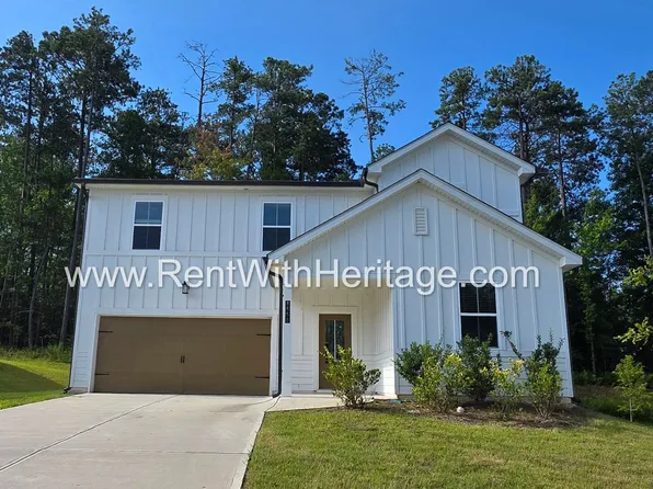 8650 Paradise Dr, Douglasville, GA 30134