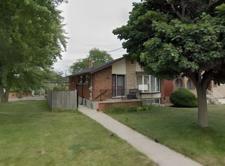 1 Burfield Ave #2, Hamilton, ON L8T2J8