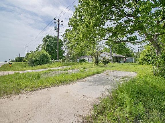 3rd image of 7294 Raymond Stotzer Pkwy
