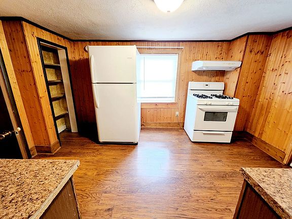 5th image of 912 Naomi St APT D