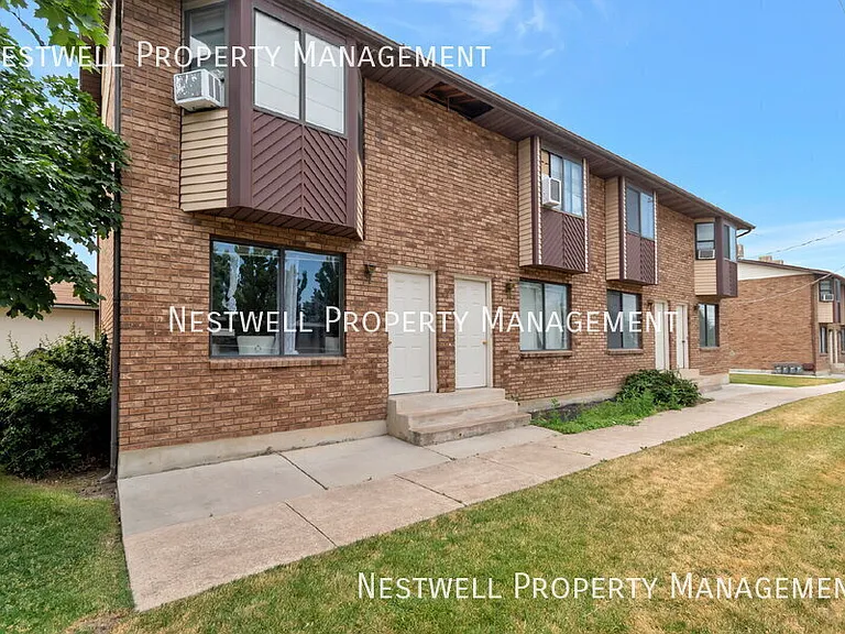 1162 N 200 W #6 — Photo 15
