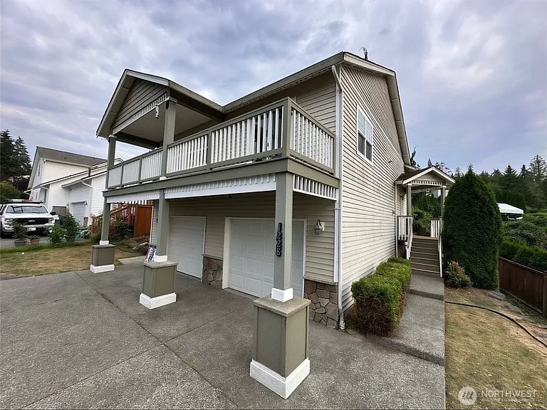 1228 113th Ave SE — Photo 9