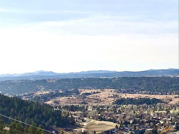 3rd image of 2711 Skyline Dr