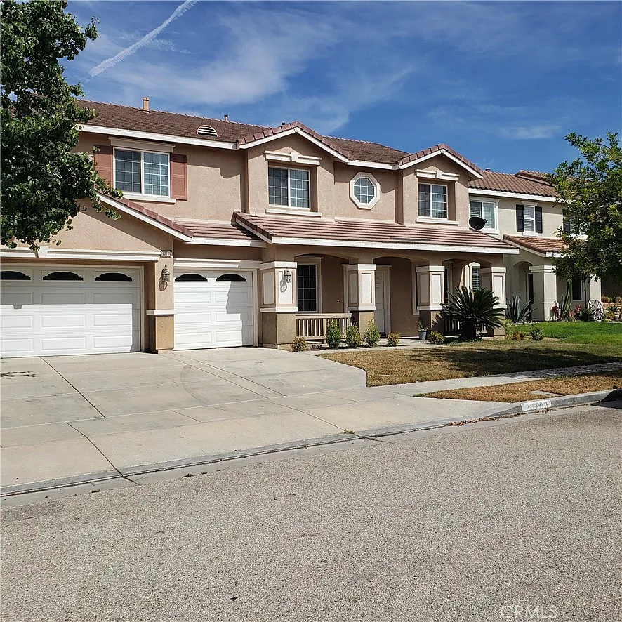 5 bed, 3442 sqft, $3,500 — Photo 1