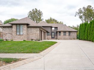 8737 Chateaugay Dr, Indianapolis, IN