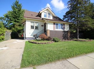 22067 Normandy Ave, Eastpointe, MI