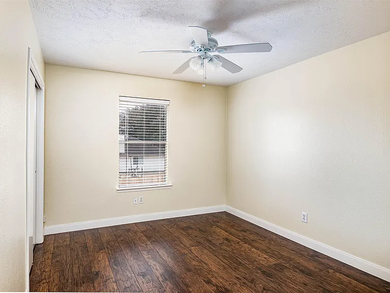 7910 Still Water St — Photo 28