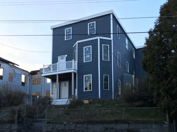 69 Varney St #69, Lowell, MA 01854