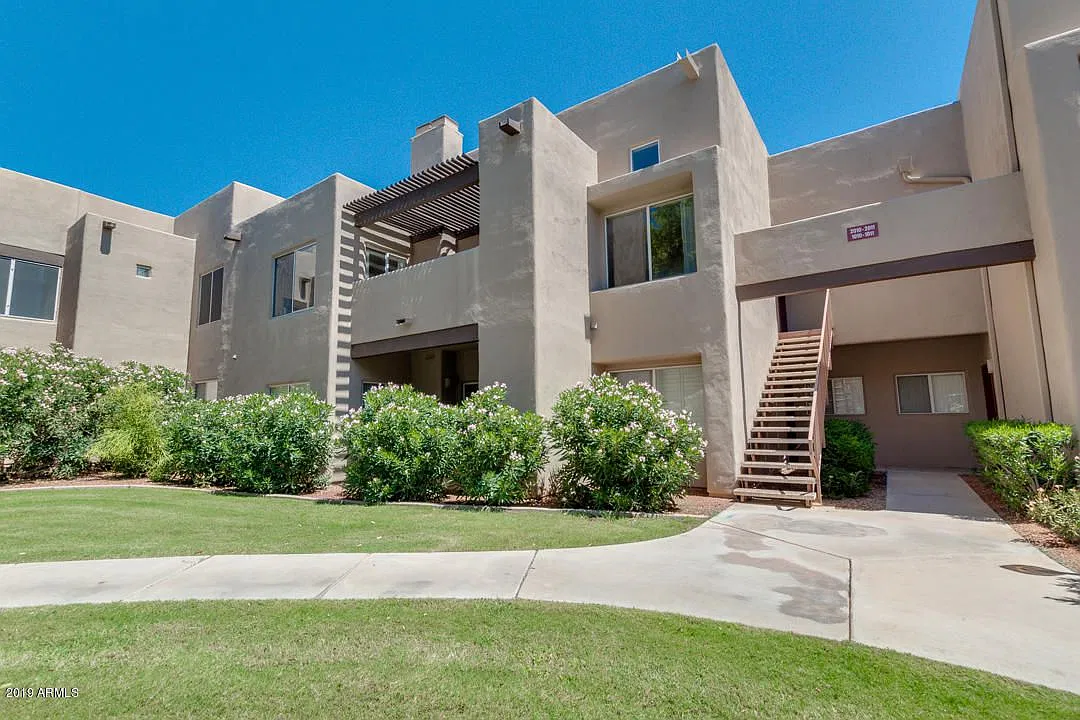 2 bed, 1301 sqft, $2,300 — Photo 3