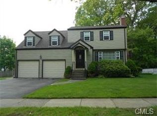 195 Luanne Rd, Stratford, CT 06614