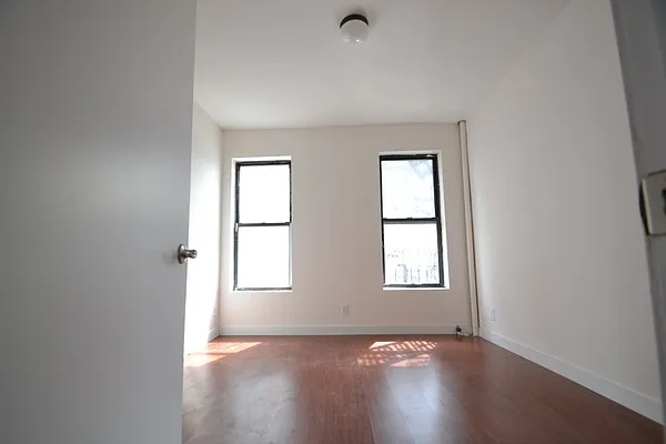 Rented by Bohemia Realty Group | media 22