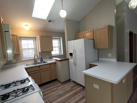 3rd image of 1934 Heron Ave Unit D