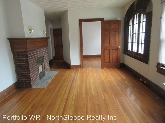 2nd image of 2200 Waldeck Ave APT 2