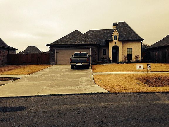 4th image of 201 Annabelle Dr