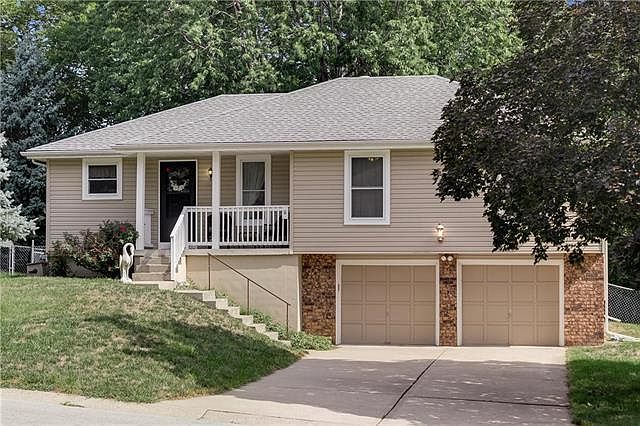 1st image of 2639 NW London Dr