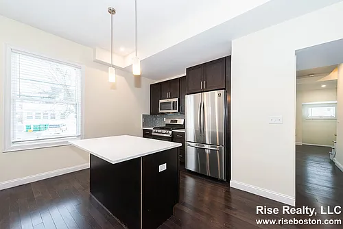 10 Marion St #1 Photo 1