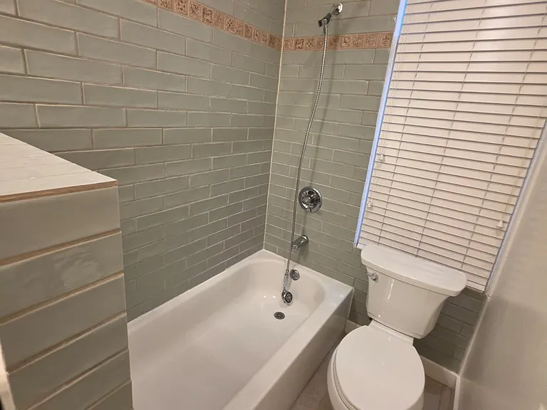2914 California St #1 — Photo 19