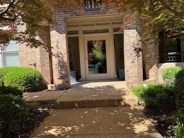 315 N Meramec Ave #22-2F, Saint Louis, MO 63105