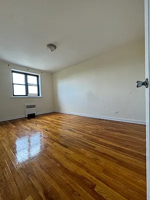 Rented by Padsters Realty LLC | media 14