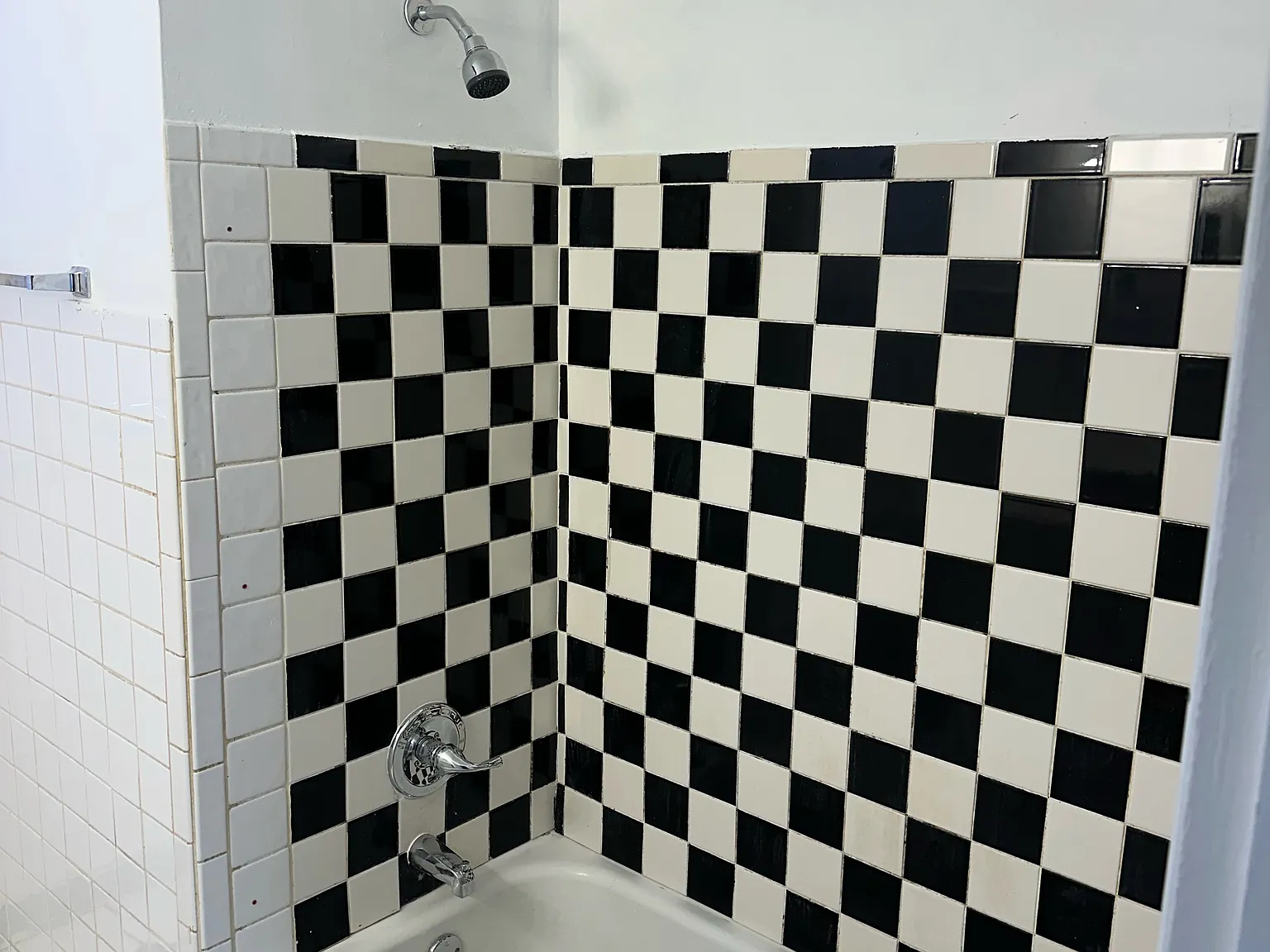 2 bed, 955 sqft, $1,300 — Photo 3