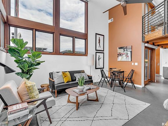 3rd image of 380 10th St Unit 15