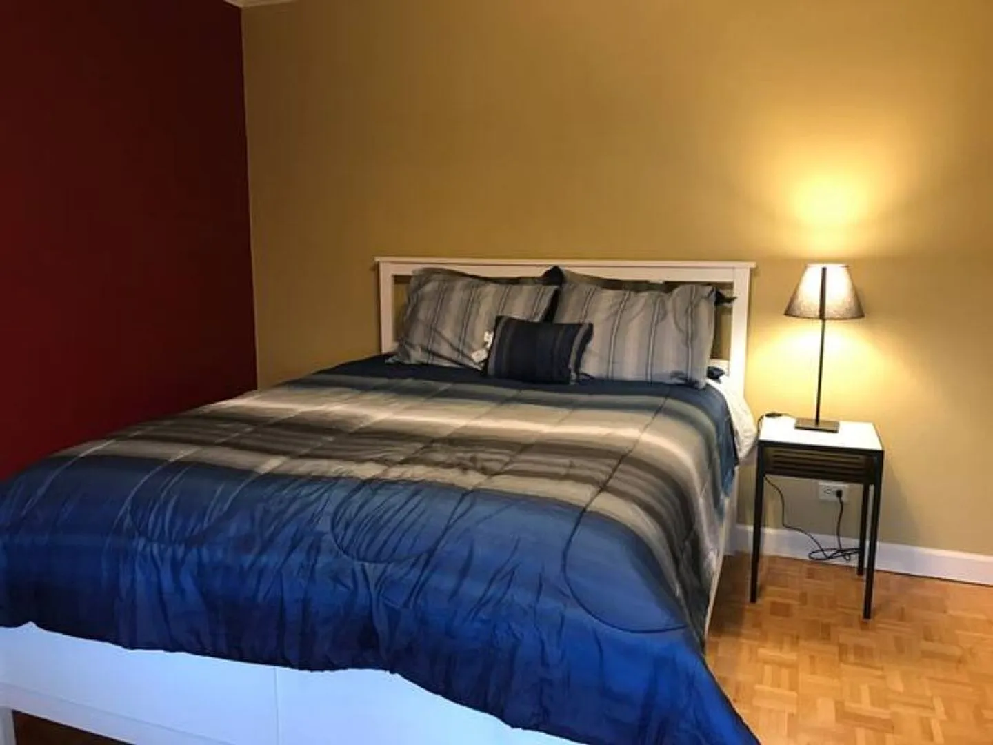 Furnished Move-In Ready Downtown 1br/1ba Apartment on the 5th floor with a Balcony — Photo 2