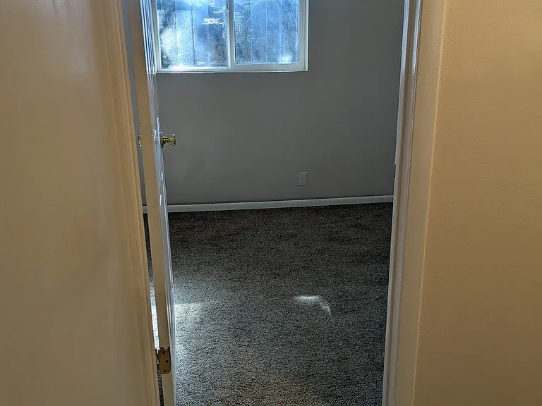 10730 S 455 E — Photo 12