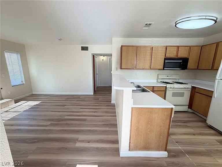4648 Krissylouise Way #A — Photo 5