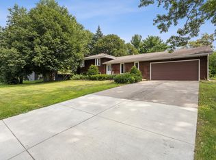 8148 Russell Ave N, Brooklyn Park, MN 55444