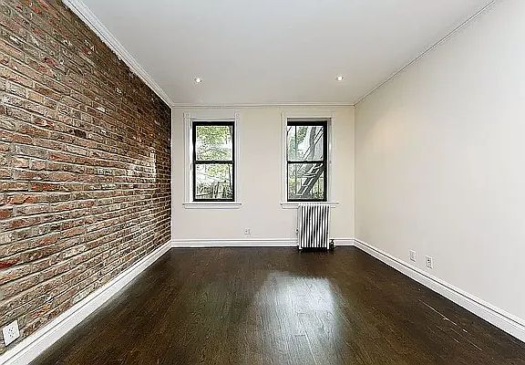 2nd image of 322 E 74th St APT 1D