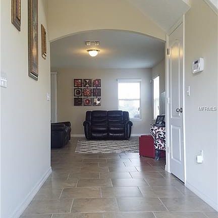 5th image of 7009 Sunburst St