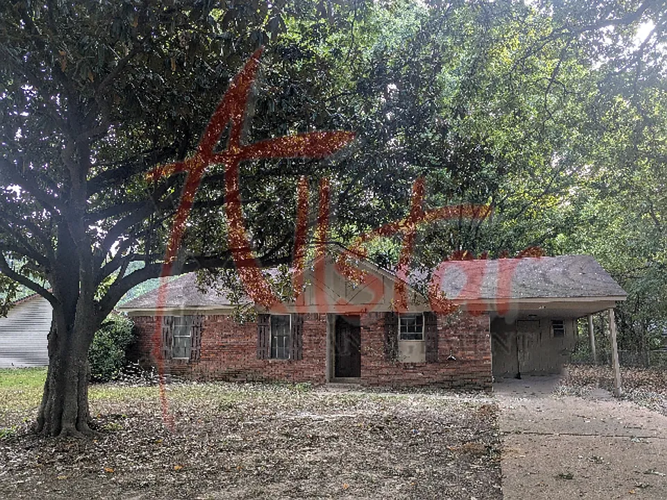 5738 Blue Lake Cv