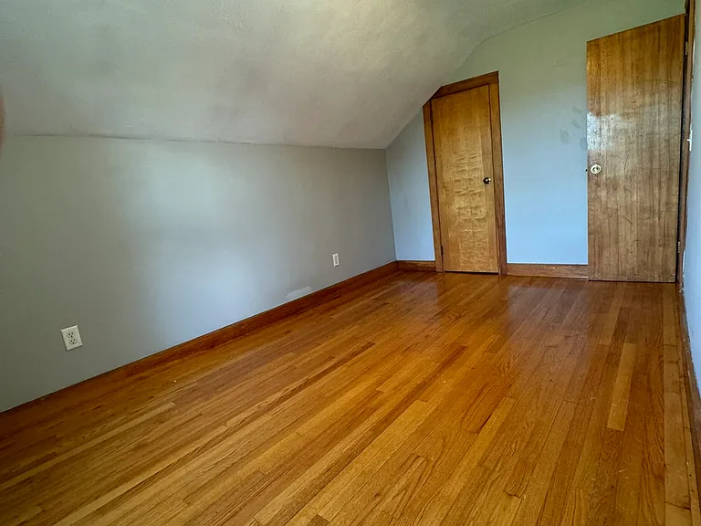 174 Russell St — Photo 23