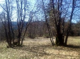 701 Cobb Rd, Bridgeville, CA 95526