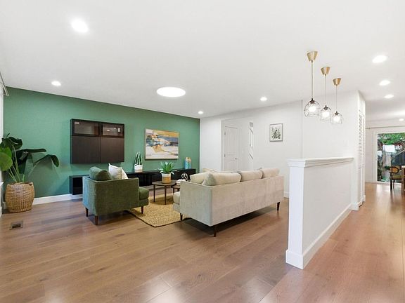 3rd image of 2035 Canary Island Ct
